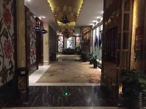 安康哪个ktv荤的妹子质量好